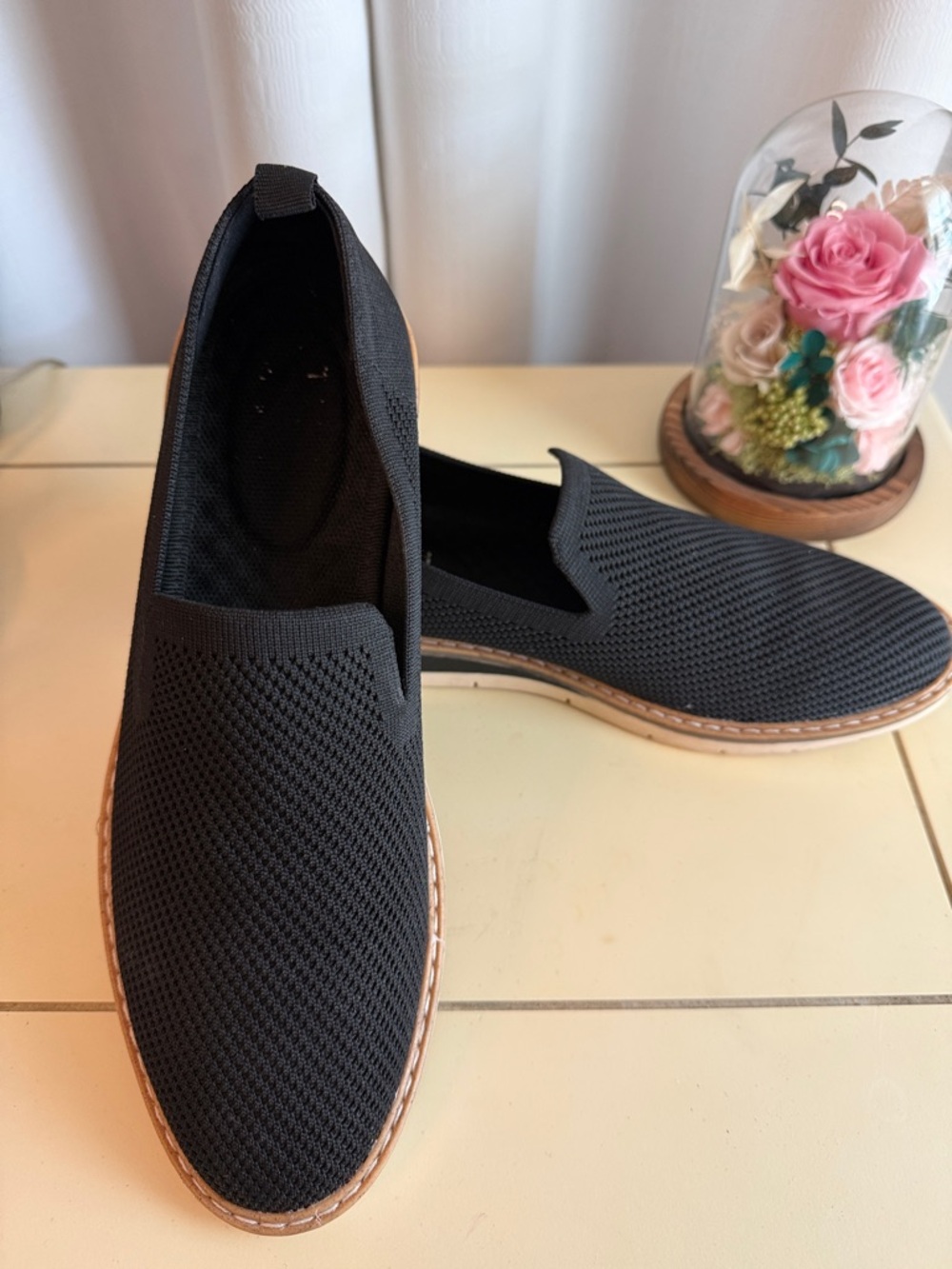 women’s Black Slip-On Knit Loafers-Sz 9.5